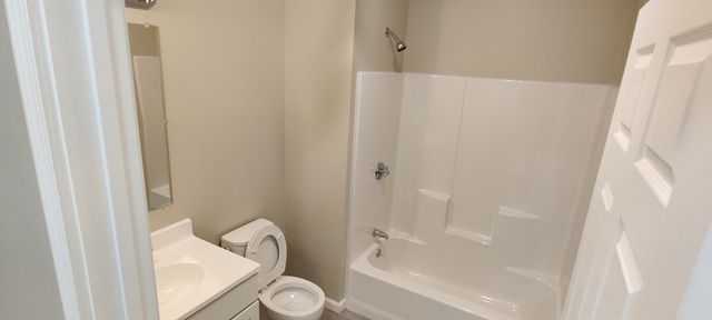 191 North Common 302, Lynn, MA 01905