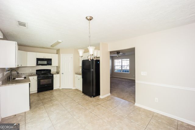 9510 Lakeview Road, Union City, GA 30291