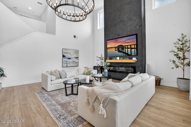 1611 Meadowlark Drive, Deltona, FL 32725