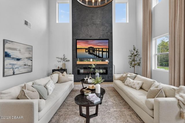 1611 Meadowlark Drive, Deltona, FL 32725