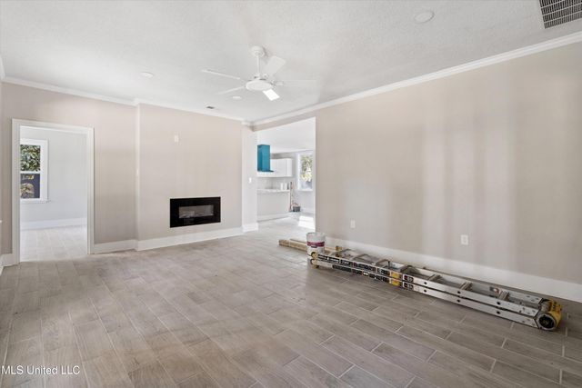 7557 Stateline Road, Walls, MS 38680