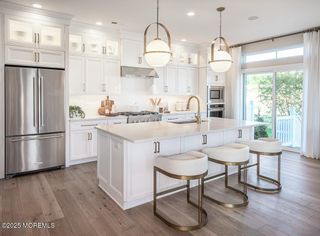 21 Colt Lane, Manalapan, NJ 07726