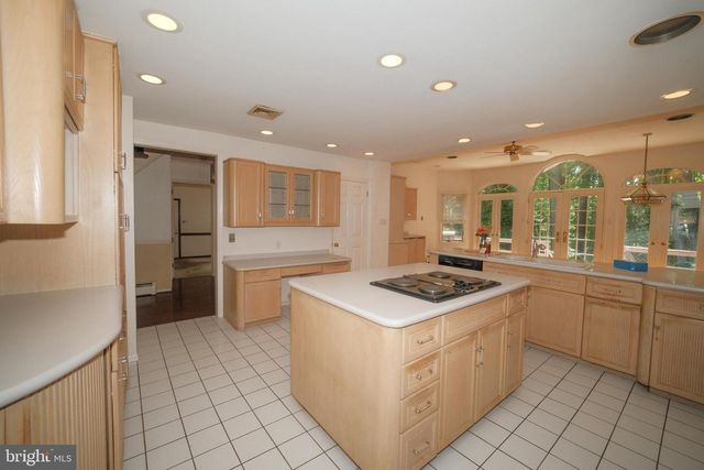 112 KELLY LN, Media, PA 19063