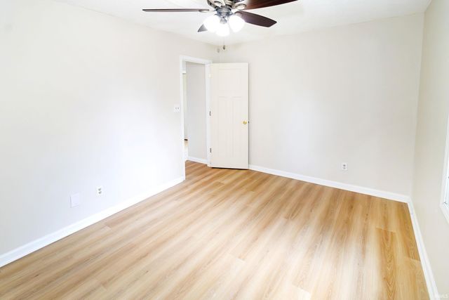 3017 S Rotherwood Avenue, Evansville, IN 47714