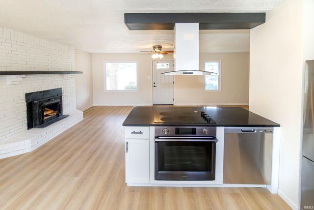 3017 S Rotherwood Avenue, Evansville, IN 47714