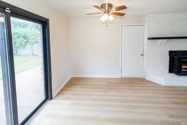 3017 S Rotherwood Avenue, Evansville, IN 47714