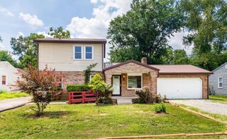 3017 S Rotherwood Avenue, Evansville, IN 47714