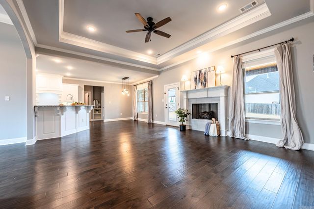 933 Millers Glen Drive, Sherwood, AR 72120