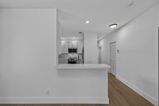 4243 SW 10th Court, Deerfield Beach, FL 33442