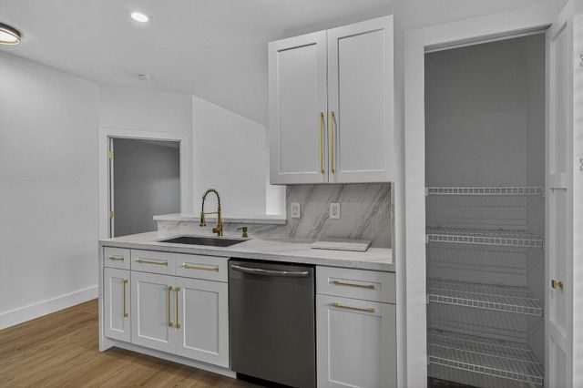 4243 SW 10th Court, Deerfield Beach, FL 33442