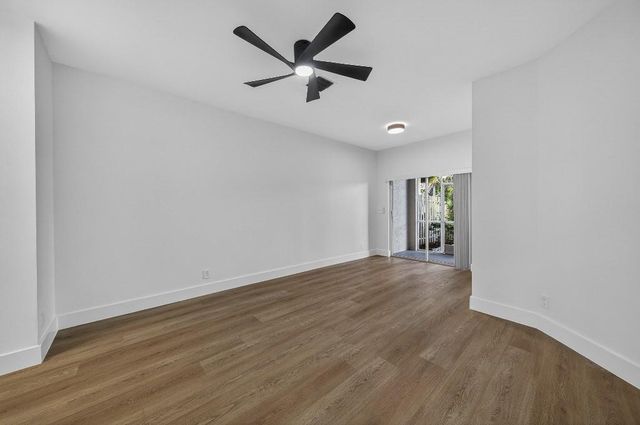 4243 SW 10th Court, Deerfield Beach, FL 33442