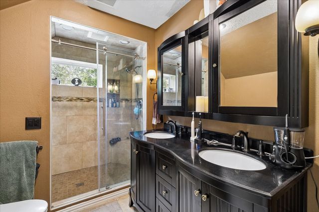 1638 Imperial Crown Drive, Houston, TX 77043