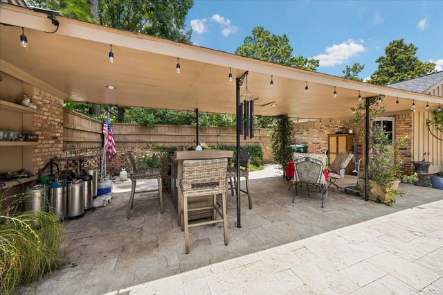 1638 Imperial Crown Drive, Houston, TX 77043