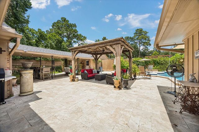 1638 Imperial Crown Drive, Houston, TX 77043