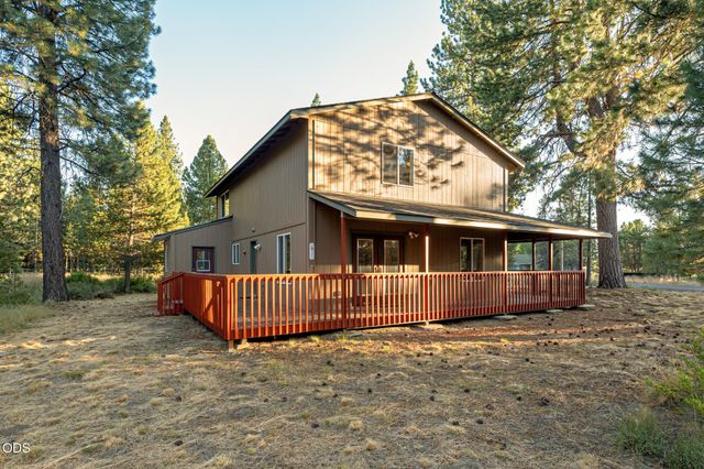 54668 Silver Fox Drive, Bend, OR 97707