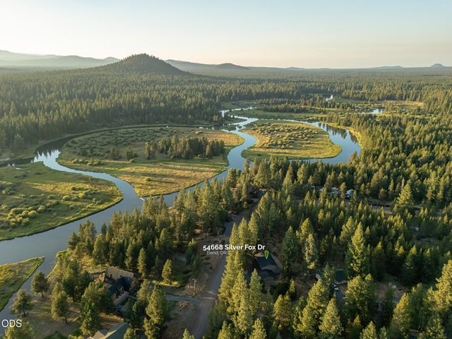 54668 Silver Fox Drive, Bend, OR 97707