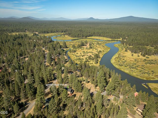 54668 Silver Fox Drive, Bend, OR 97707