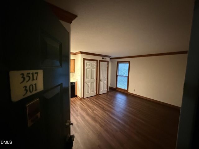 3517 Ivy Commons Drive 301, Raleigh, NC 27606
