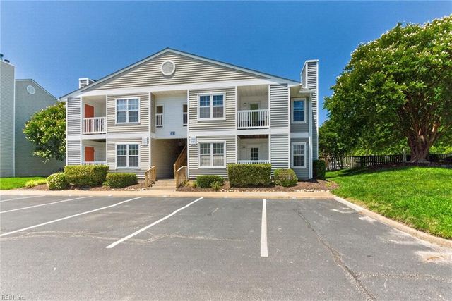 1802 Chantilly CT, Virginia Beach, VA 23451