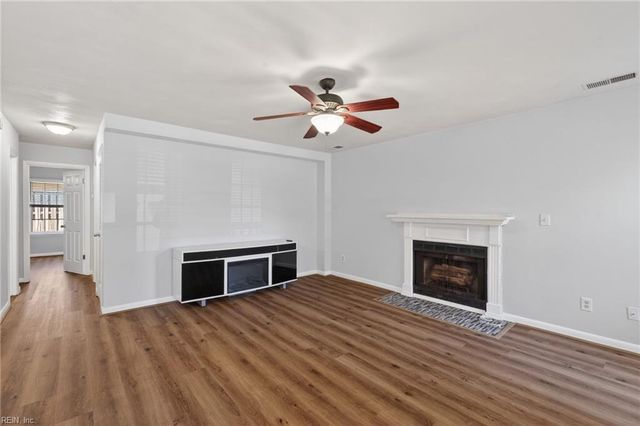 1802 Chantilly CT, Virginia Beach, VA 23451
