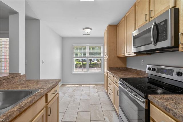 1802 Chantilly CT, Virginia Beach, VA 23451