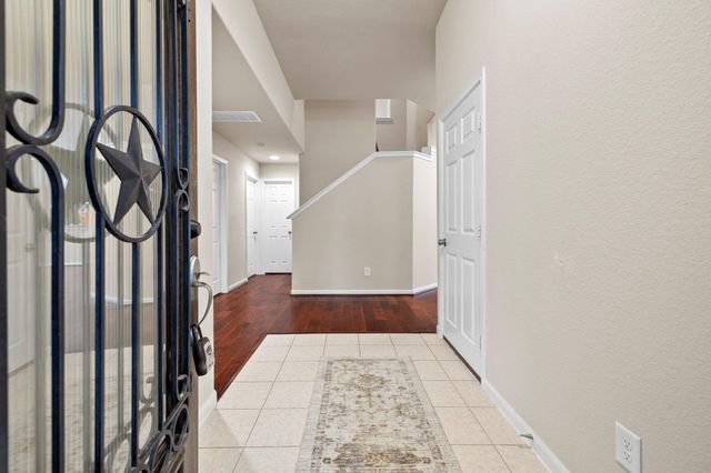 8507 Parsons Knoll Drive, Cypress, TX 77433