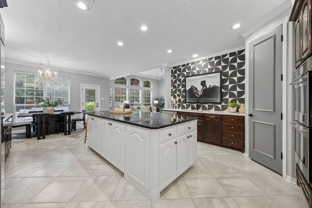 902 Aaron Way, Southlake, TX 76092