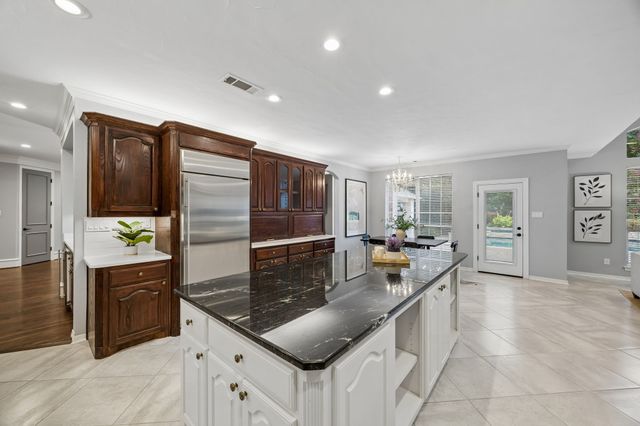 902 Aaron Way, Southlake, TX 76092