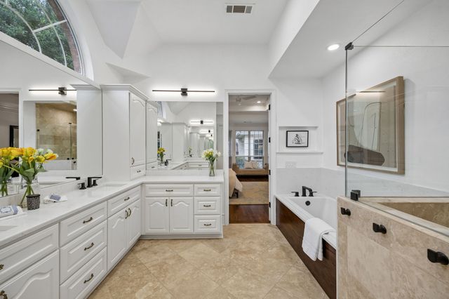 902 Aaron Way, Southlake, TX 76092