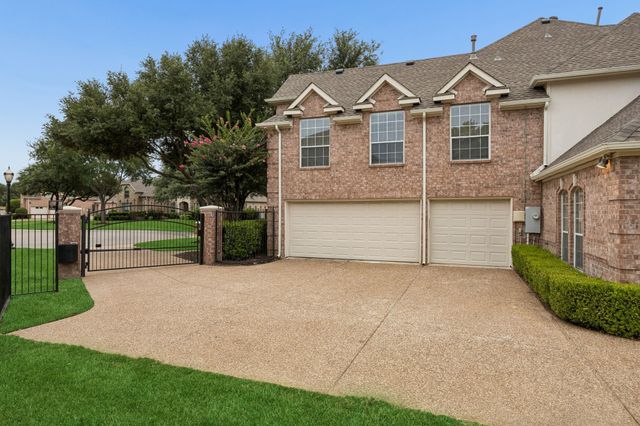 902 Aaron Way, Southlake, TX 76092