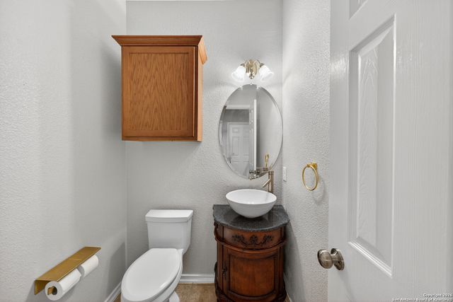 9522 Tascate Drive, Helotes, TX 78023