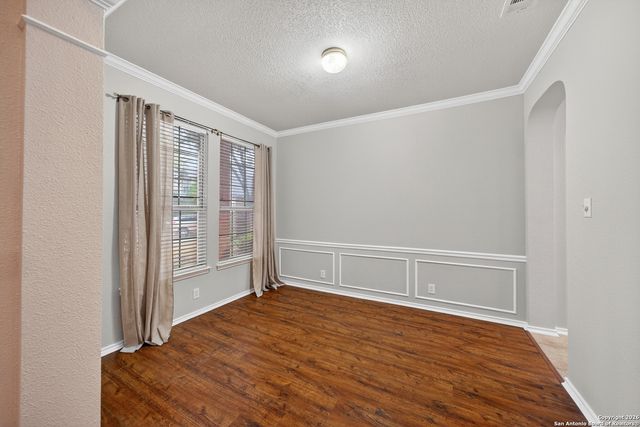 9522 Tascate Drive, Helotes, TX 78023