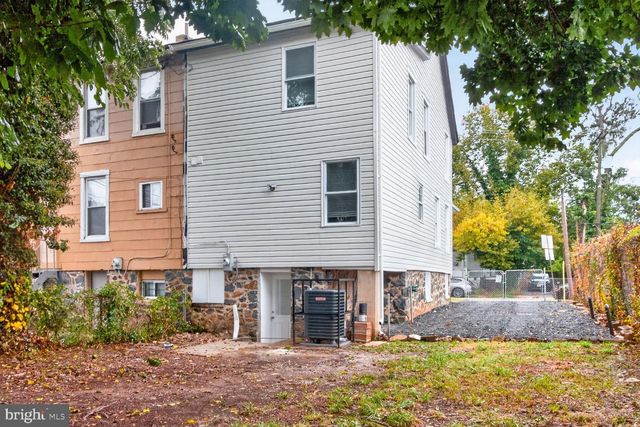 4040 HAYWARD AVE, Baltimore, MD 21215
