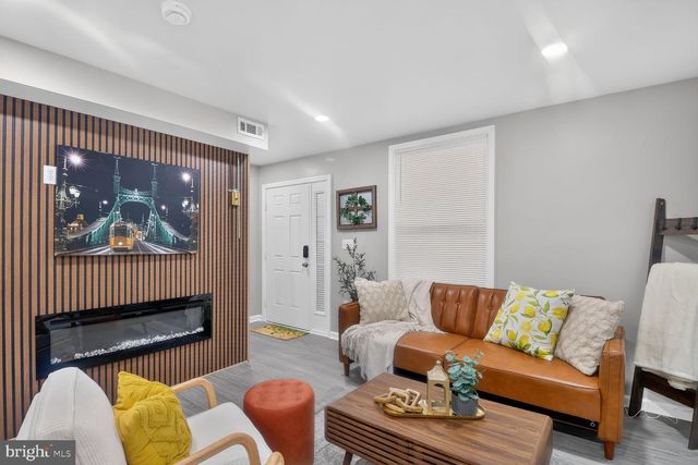 4040 HAYWARD AVE, Baltimore, MD 21215