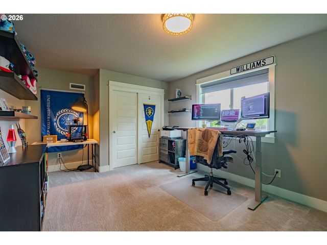 4605 S 19TH St, Ridgefield, WA 98642