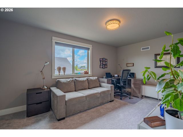 4605 S 19TH St, Ridgefield, WA 98642