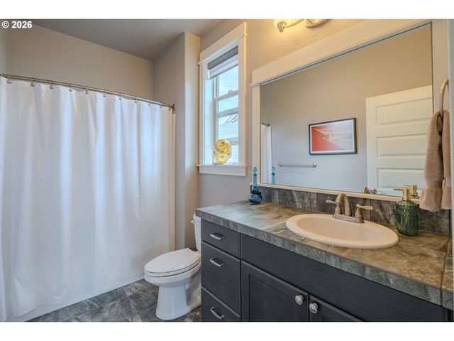 4605 S 19TH St, Ridgefield, WA 98642