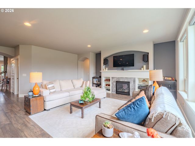 4605 S 19TH St, Ridgefield, WA 98642
