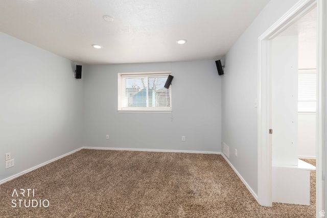 5412 S 3925 W, Roy, UT 84067