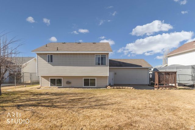 5412 S 3925 W, Roy, UT 84067