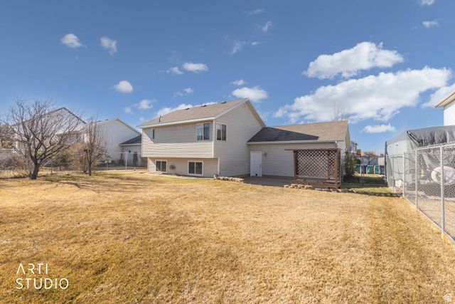 5412 S 3925 W, Roy, UT 84067