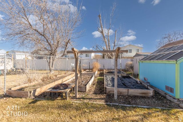 5412 S 3925 W, Roy, UT 84067