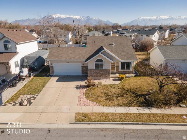 5412 S 3925 W, Roy, UT 84067