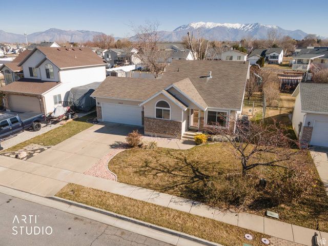 5412 S 3925 W, Roy, UT 84067