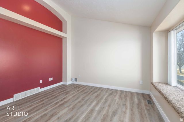 5412 S 3925 W, Roy, UT 84067