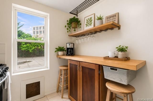 7510 Yellowstone Boulevard 2C, Rego Park, NY 11374