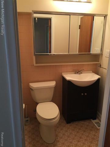2663 Colonial Way, Bloomfield Hills, MI 48304