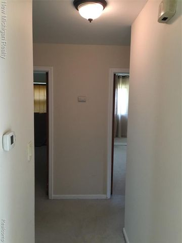 2663 Colonial Way, Bloomfield Hills, MI 48304