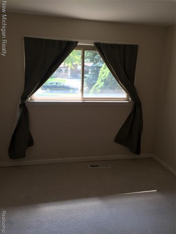 2663 Colonial Way, Bloomfield Hills, MI 48304