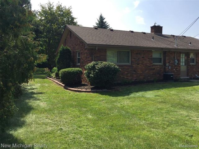 2663 Colonial Way, Bloomfield Hills, MI 48304